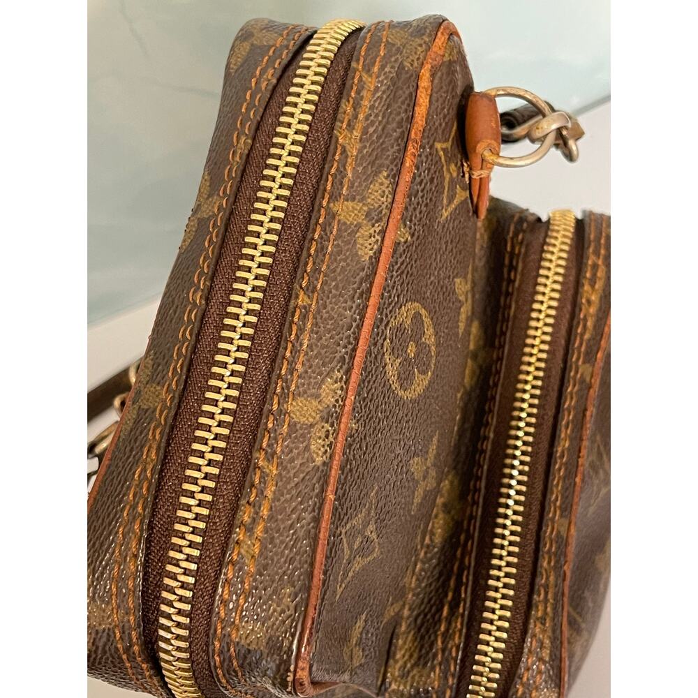 Auth Vintage Louis Vuitton Monogram Mini Amazone Crossbody Bag - Picture 7 of 16